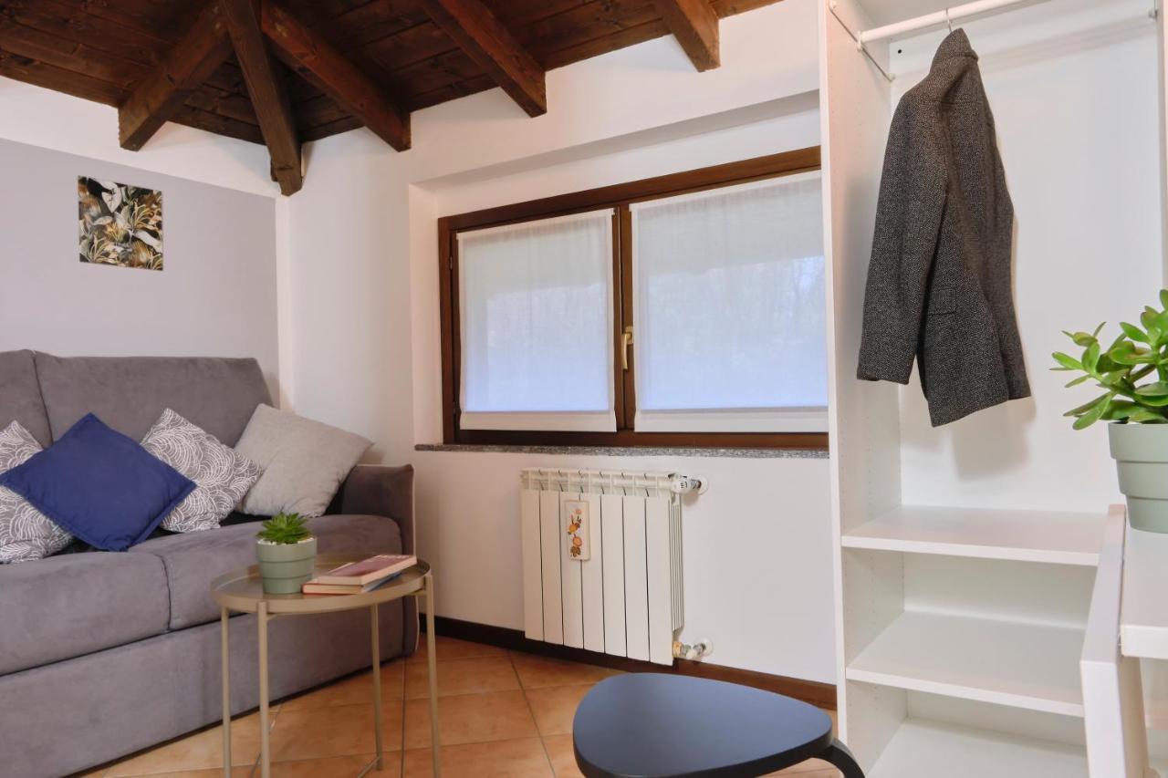 10' From Malpensa Casa Moderna, Netflix & Wi-Fi Daire Casorate Sempione Dış mekan fotoğraf