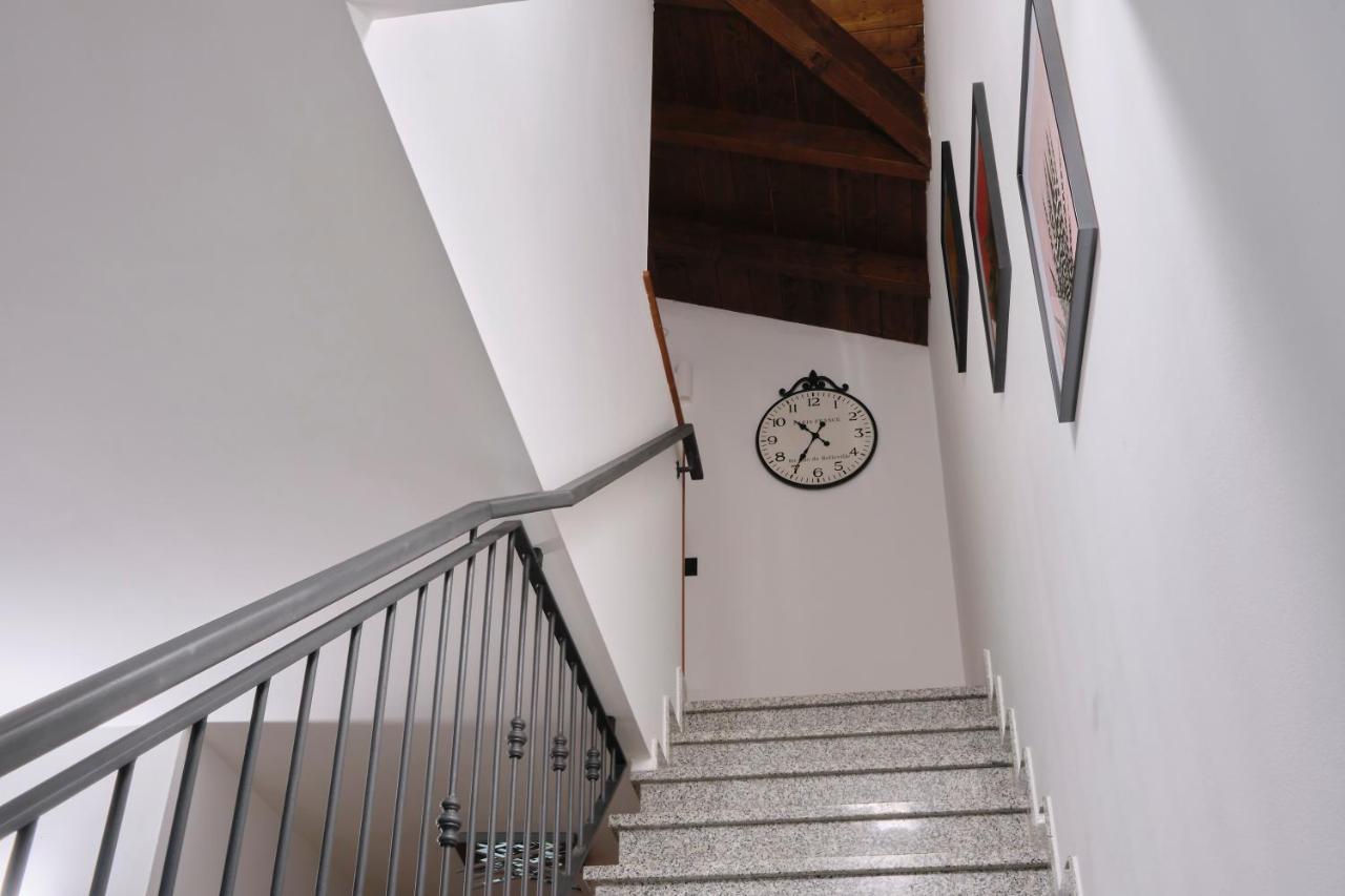 10' From Malpensa Casa Moderna, Netflix & Wi-Fi Daire Casorate Sempione Dış mekan fotoğraf